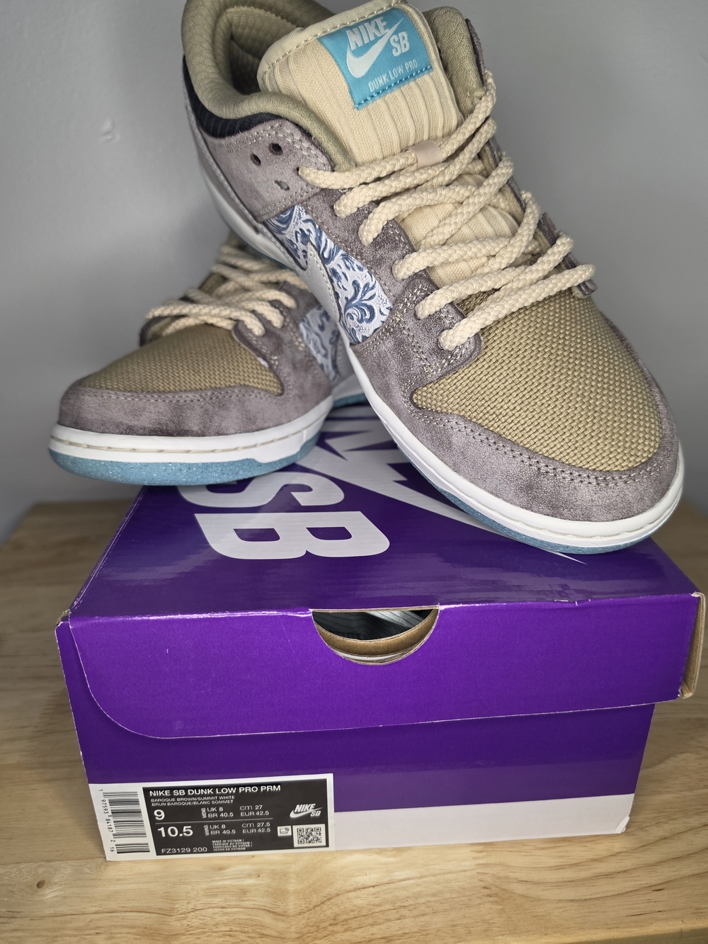 NIKE SB DUNK LOW "BIG MONEY SAVINGS"